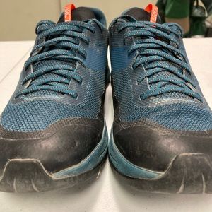 Arc’teryx Norvan VT2 trail running shoes Men’s 9.5